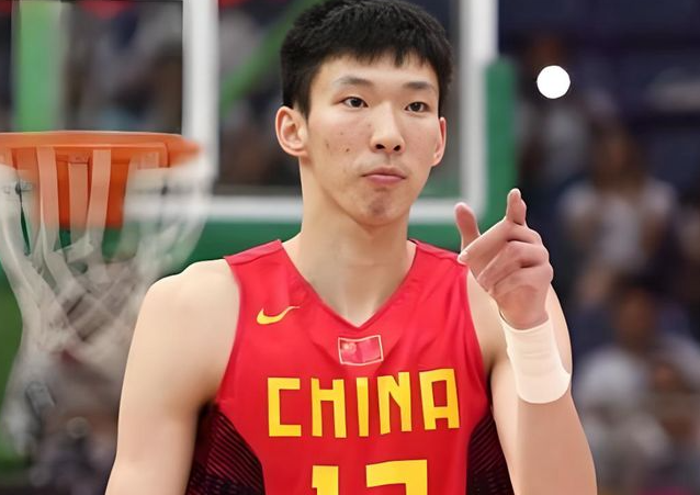 中国男篮名单大变天！不是赵睿周琦，这三人补充入队信号不简单