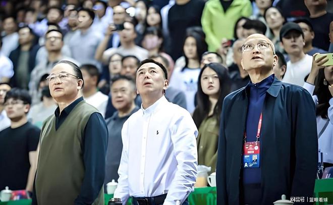 维尼染红皇马体能堪忧 老牌劲旅难逃18年厄运