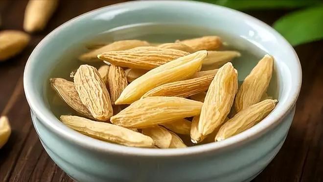 邵佳一赛前喊话：是国家队的球员就必须要有雄心，永远不满足