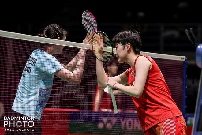 被同1块石头绊倒4次！马刺丢冠太扎心了，米奇给出解释，说得轻巧