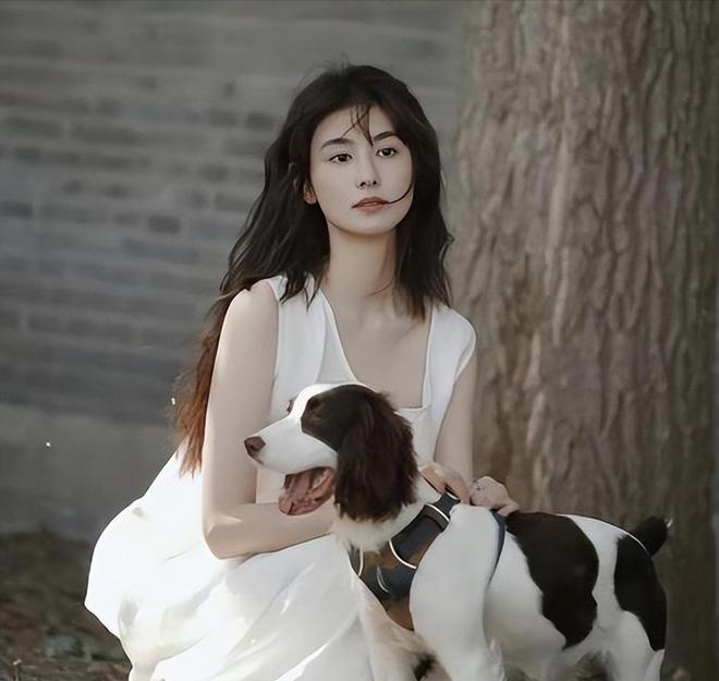 陈宇昕事件再升温！解放军发声，遣返只是开始，背景调查才要命！